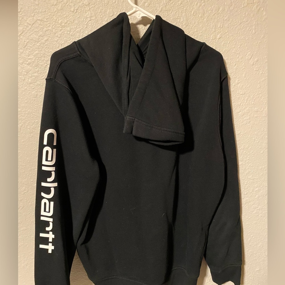 Carhartt women’s sweatshirt. Only worn a handful of times. Like new